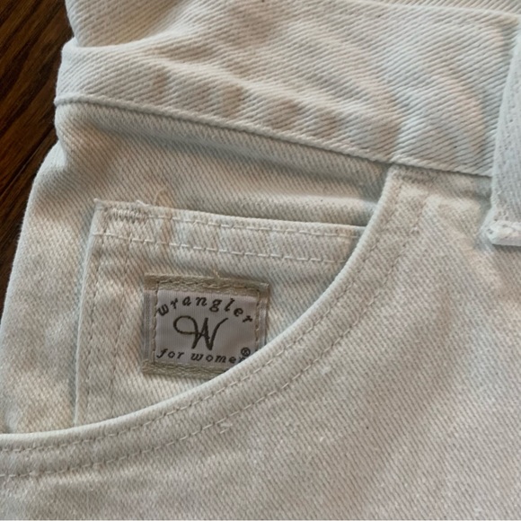 NWT Vintage Wrangler Cream Coloured Mom Jeans - Picture 10 of 13